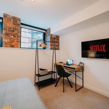 Grade II Listed Unique City Gem, City Centre, Fast Wifi, Contractors, Family Birmingham Bagian luar foto